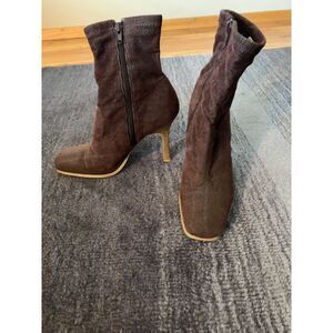 Transit Corduroy Zipper Boots, size 7.5, 4" heel